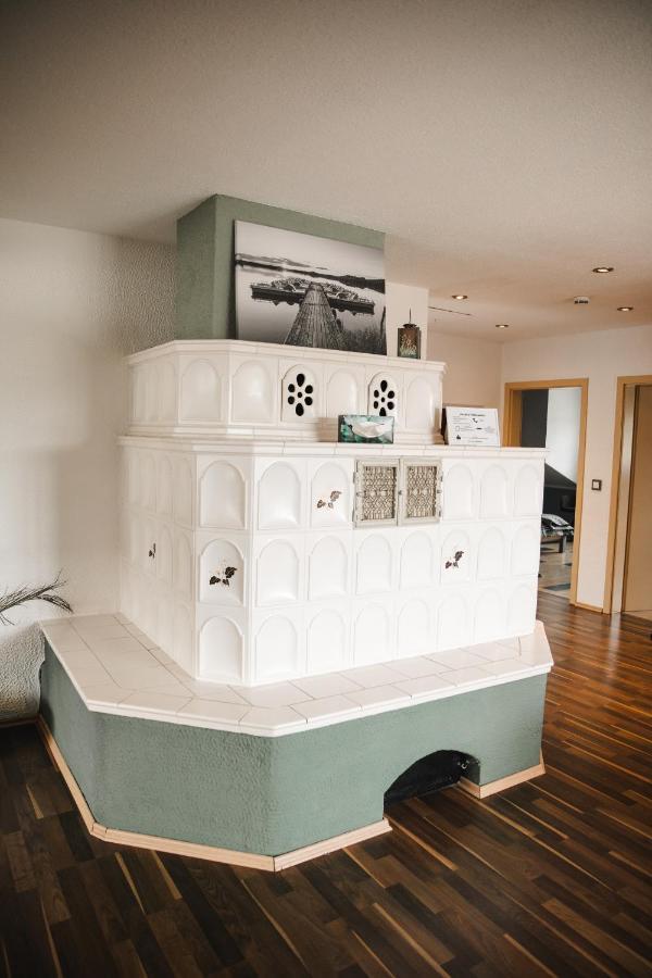 Modernes Apartment Mit Top Ausstattung Und Kamin Im Oberpfaelzer Seenland Nittenau Exterior photo